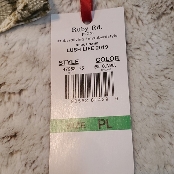 Ruby Rd. Petite Fit Lush Life Olive Green V Neck Knot Front Blouse Size LP NWT - Picture 2 of 5